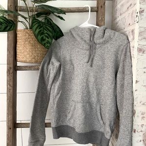 Gray American eagle sweatshirt